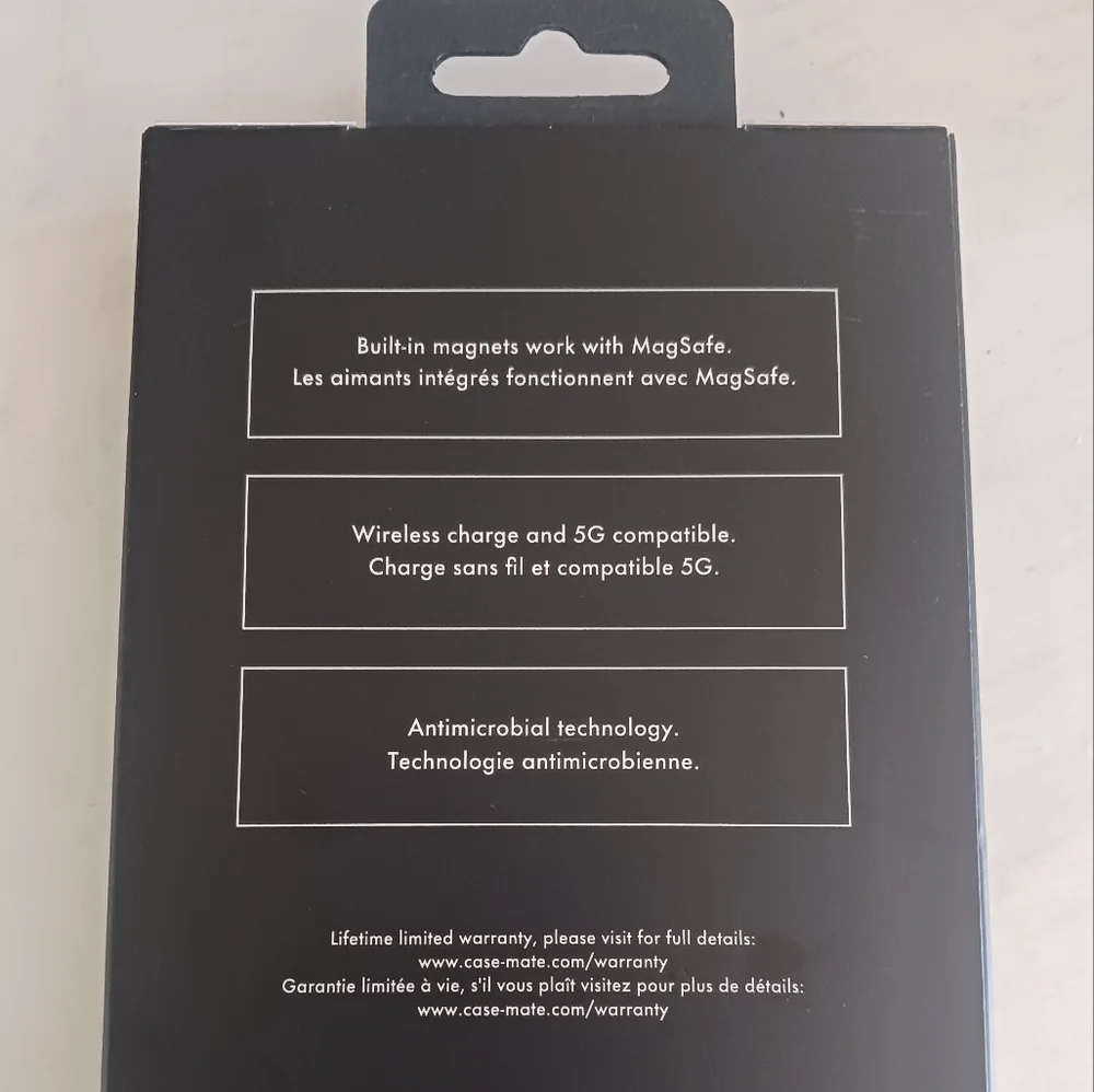 Kate Spade New York‎ Floral iPhone 15 Pro Case